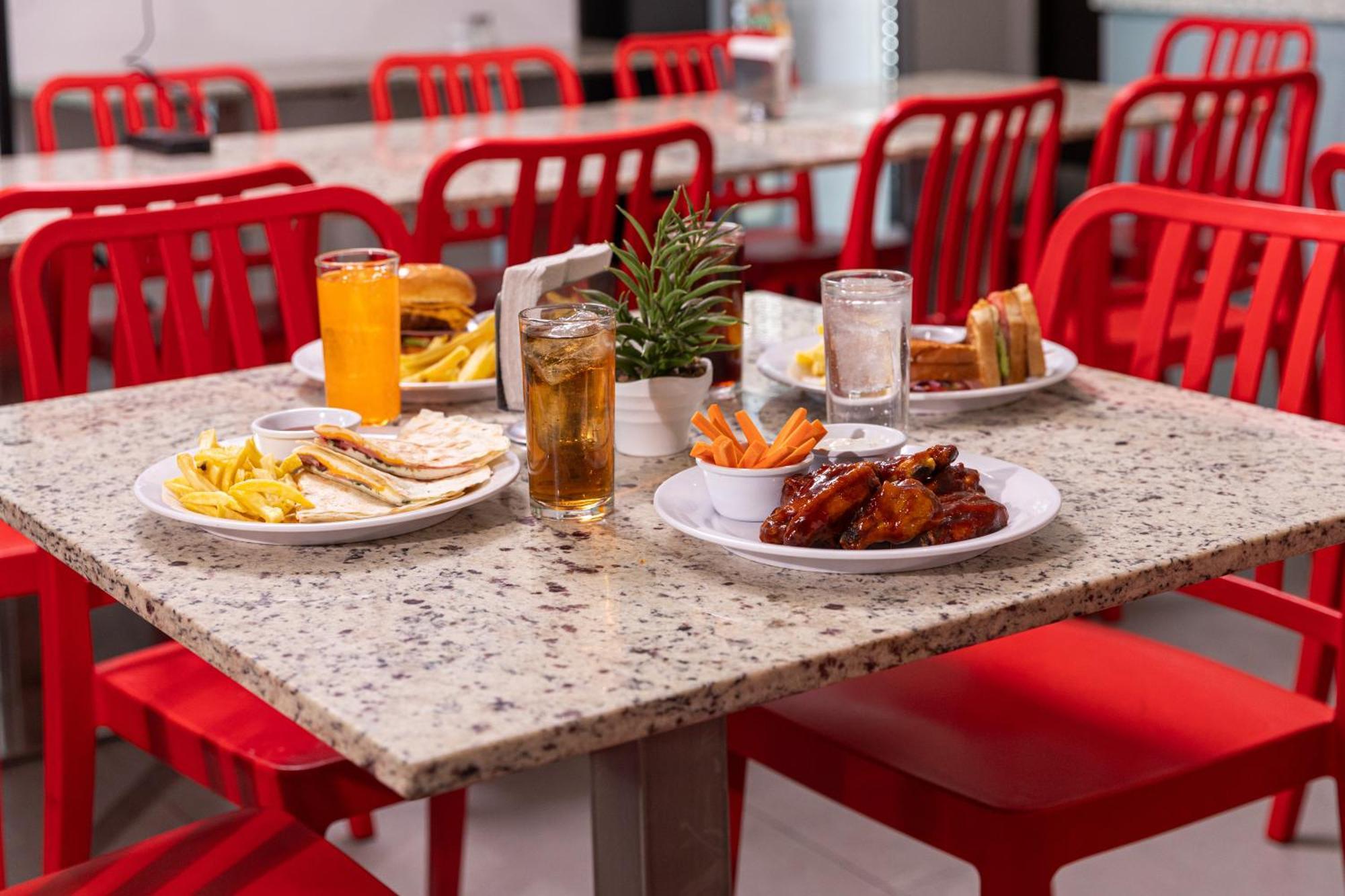 Hotel Mexico Plaza Silao Aeropuerto Екстер'єр фото