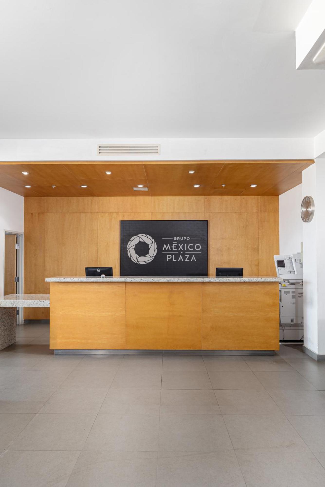 Hotel Mexico Plaza Silao Aeropuerto Екстер'єр фото
