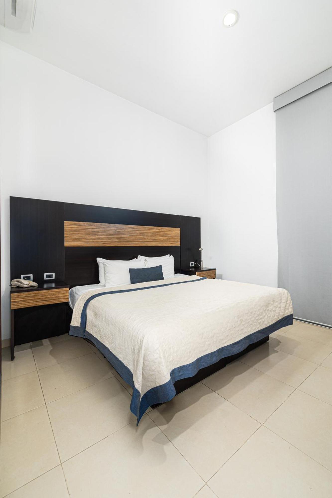 Hotel Mexico Plaza Silao Aeropuerto Екстер'єр фото